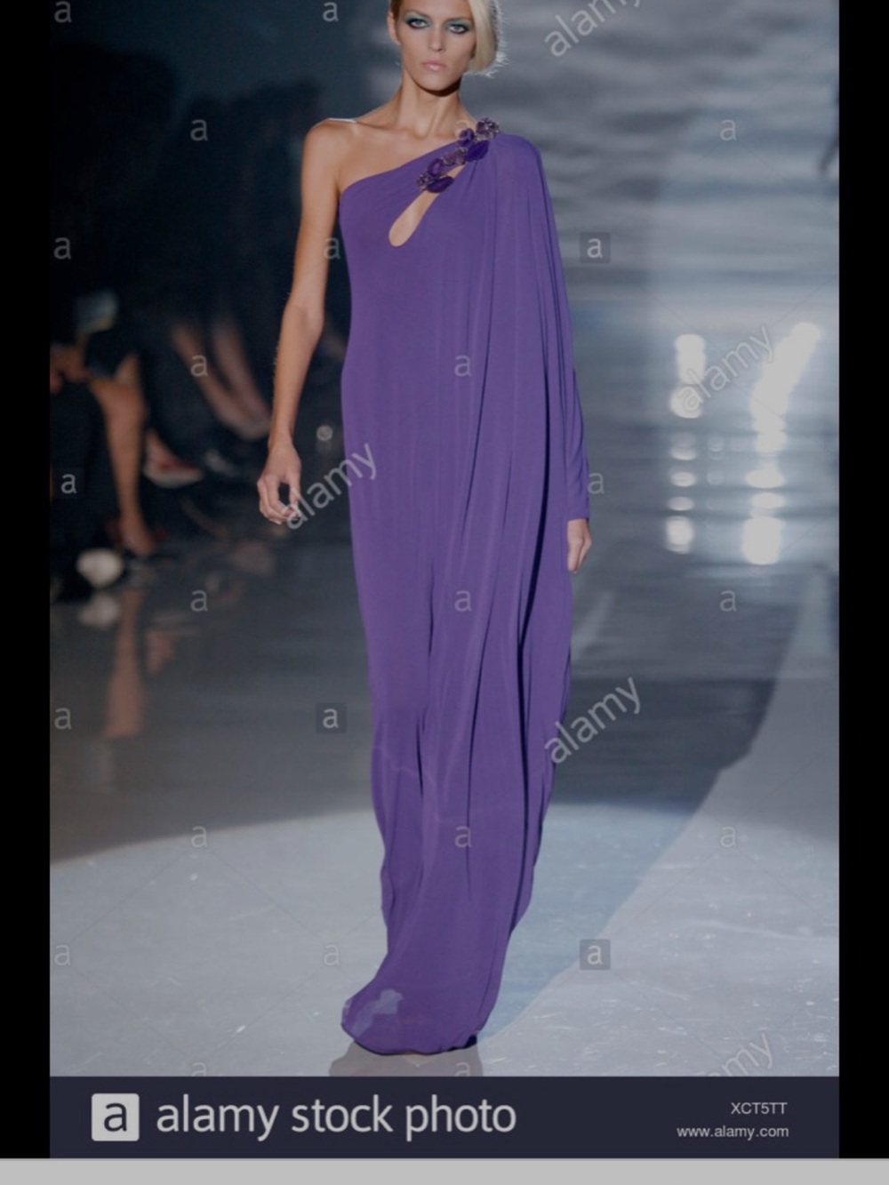 Gucci One-Shoulder Violet purple Evening Gown